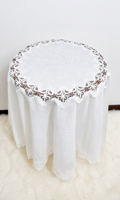 Mantel Redondo 180x180cm Bordado Kingo