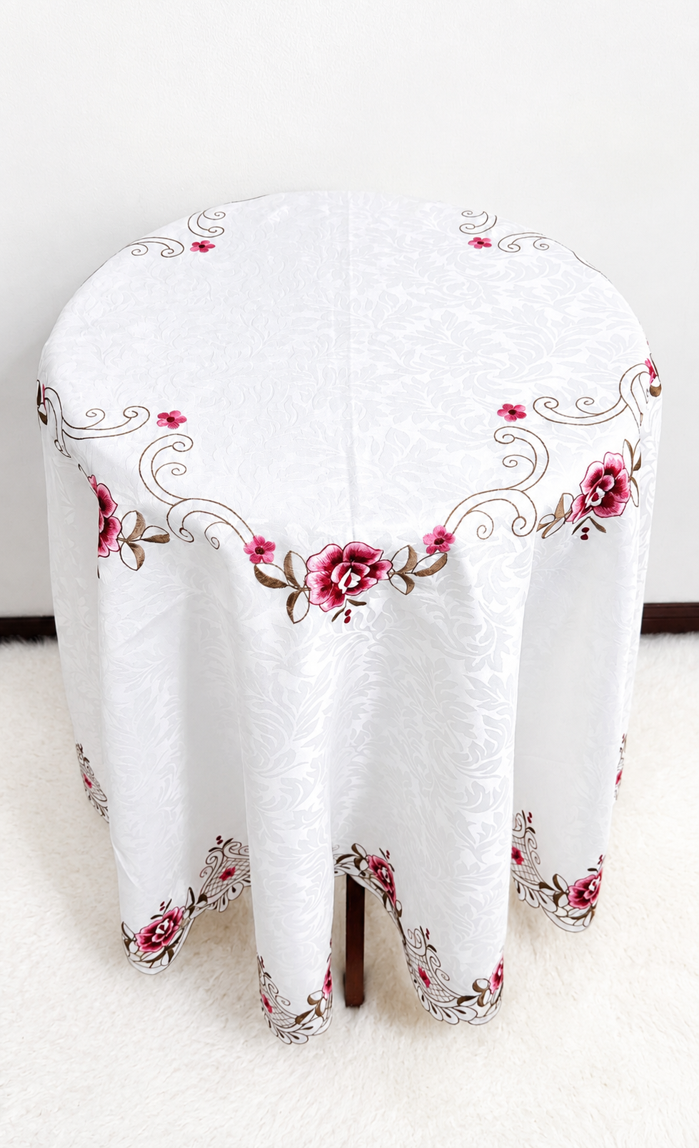 Mantel Redondo 180x180cm Bordado Kingo