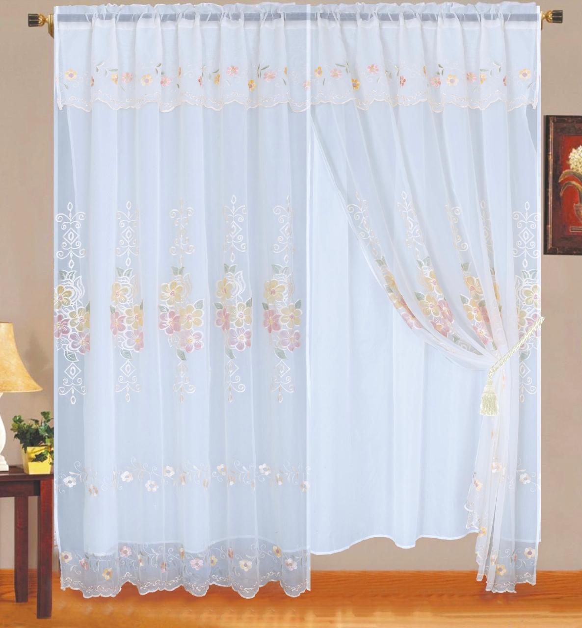 Cortina Bordada 2.80x2.20cm Kingo