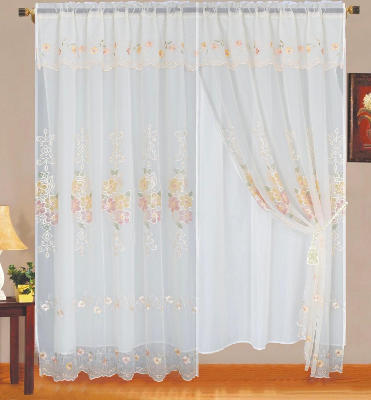 Cortina Bordada 2.80x2.20cm Kingo