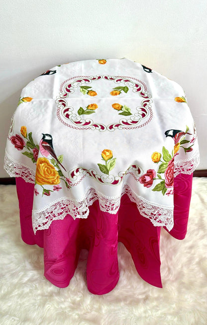 Carpeta Para Mesa Coqueta 85x85cm Bordada Kingo