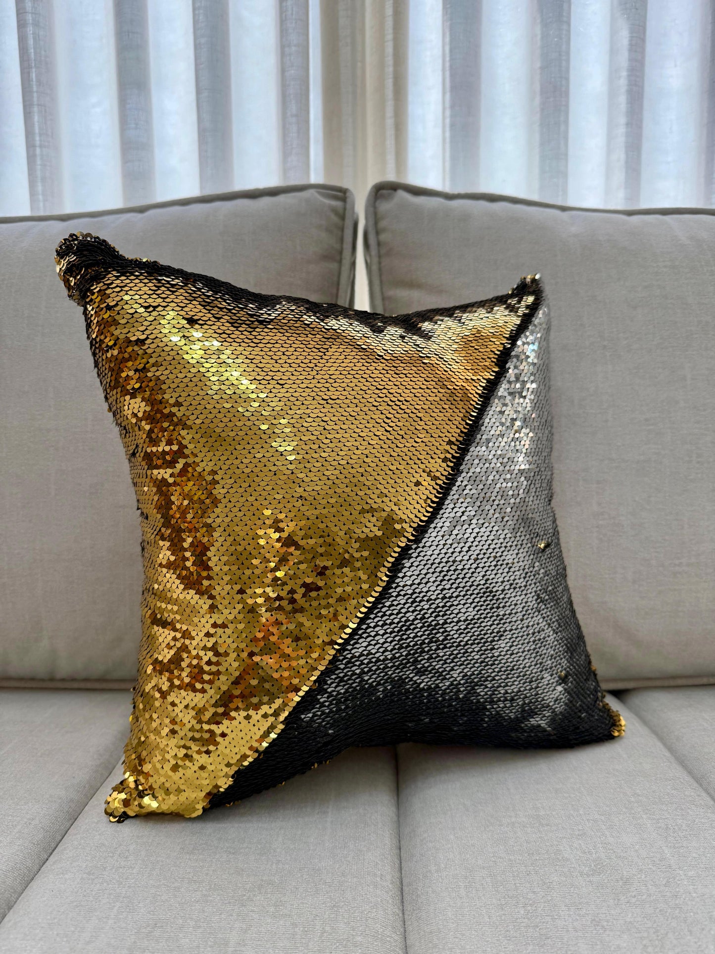 Forro de Cojín Lentejuelas Reversible 40x40cm Kingo