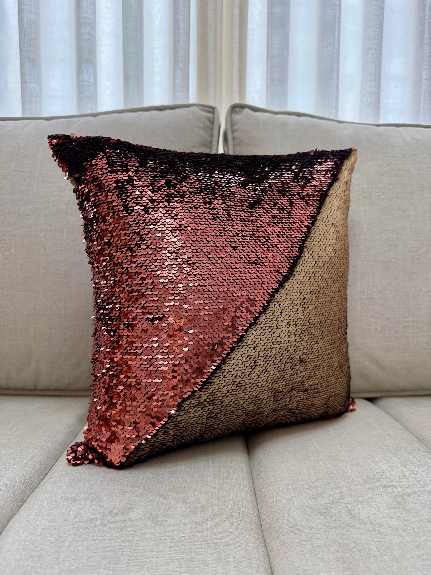 Forro de Cojín Lentejuelas Reversible 40x40cm Kingo