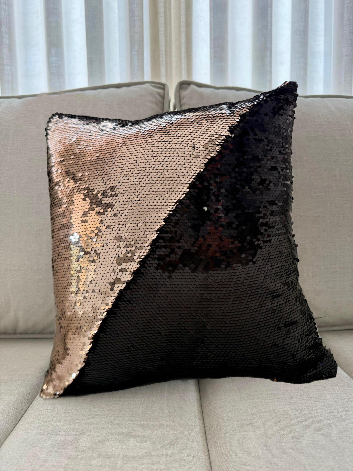 Forro de Cojín Lentejuelas Reversible 40x40cm Kingo